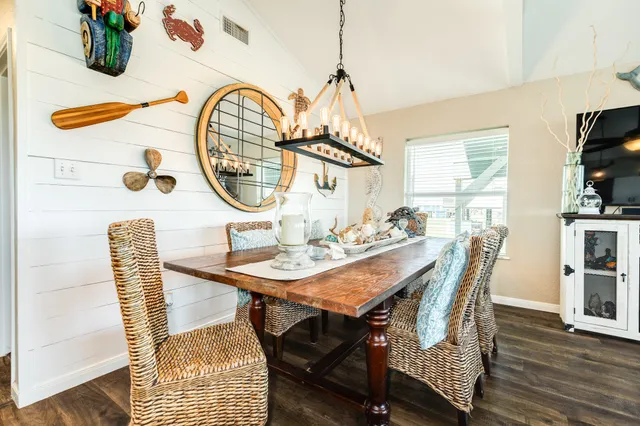 $649,900 | 123 Pieces Of 8, Freeport, TX 77541