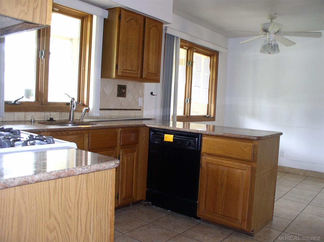 30000 West 13 Mile Road Farmington Hills, MI 48334 - Photo 4 of 15