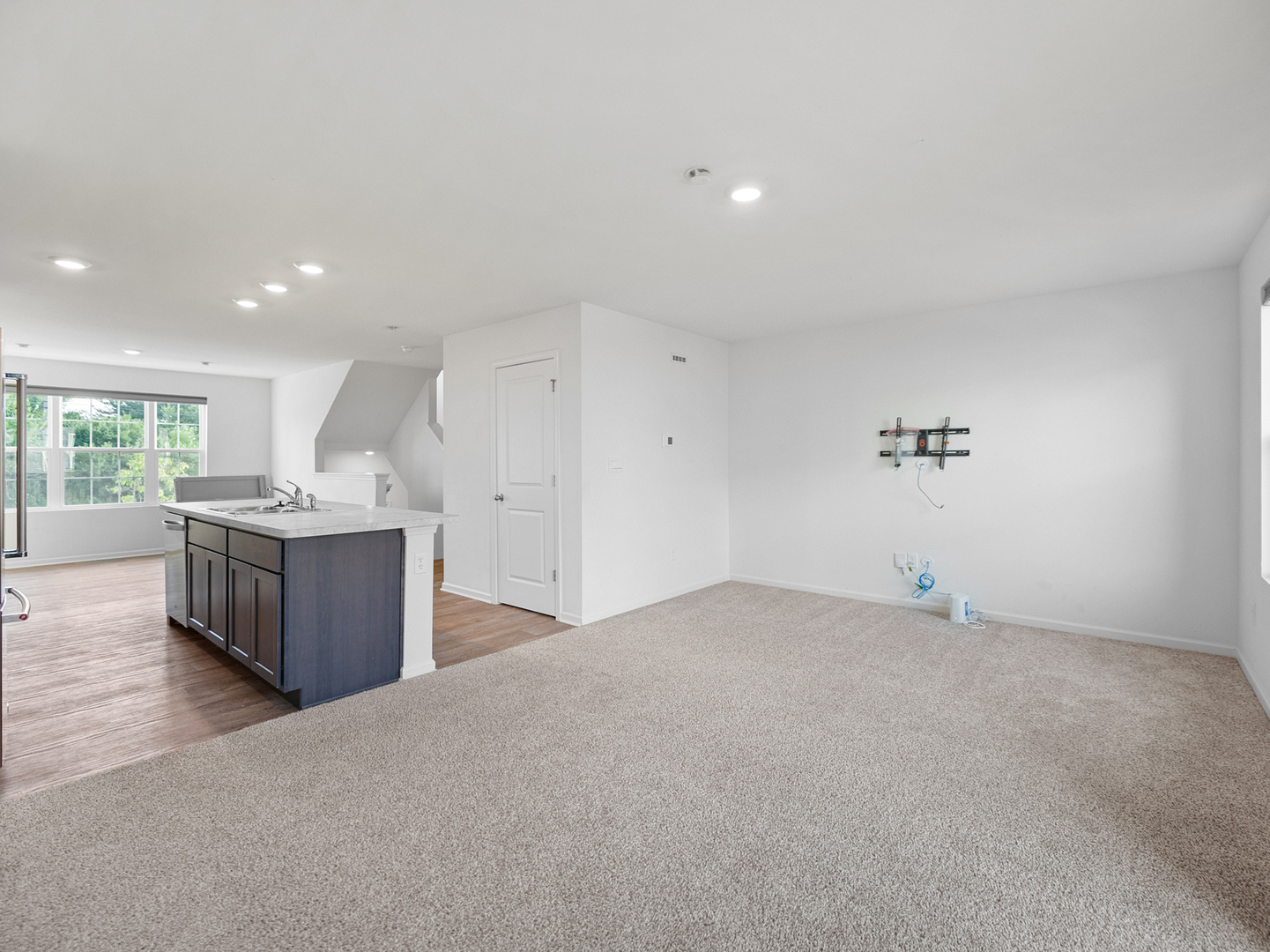 1533 Yosemite Way Pingree Grove, IL 60140 - Photo 5 of 17 a view of a kitchen with a sink and a dishwasher