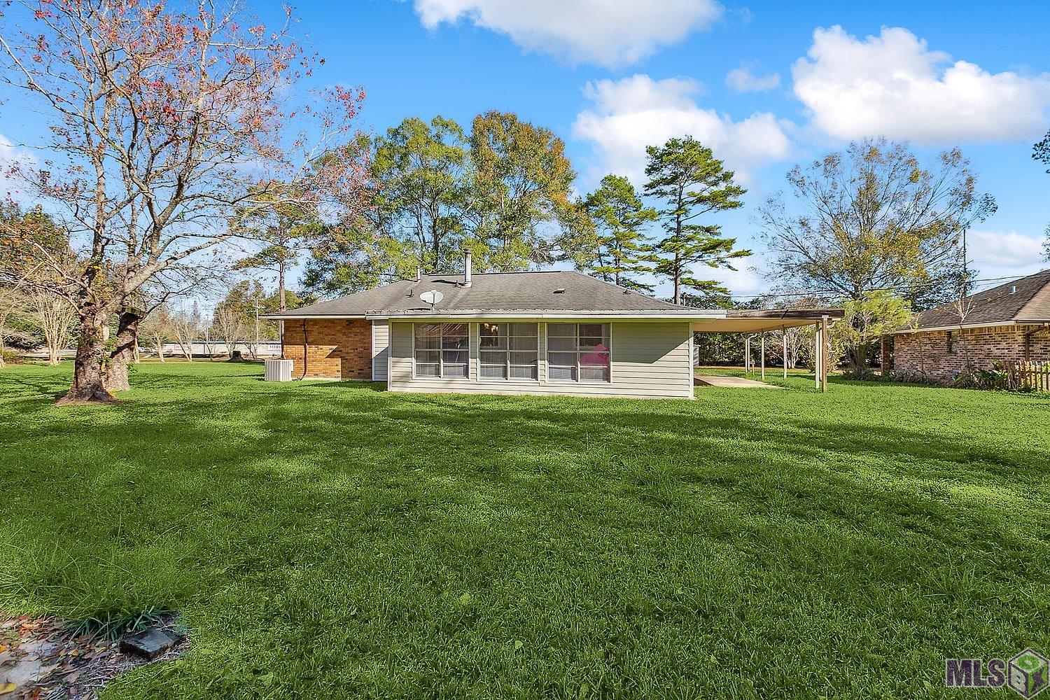 9388 Lockhart Road Denham Springs, LA 70726 - Photo 12 of 13 Gallery Image 12