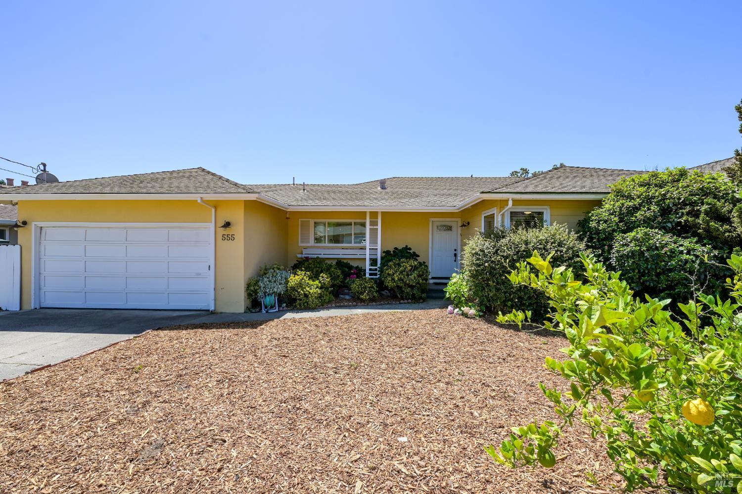 555 Arthur Street Novato, CA 94947 - Photo 1 of 31