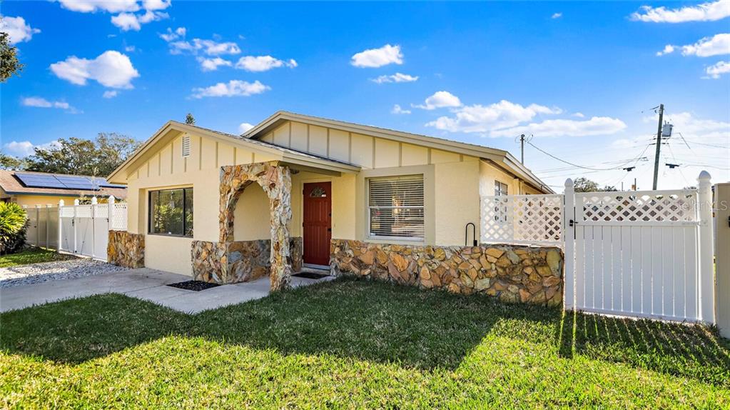 9040 Walsingham Road Largo, FL 33773 - Photo 1 of 1 Gallery Image 1