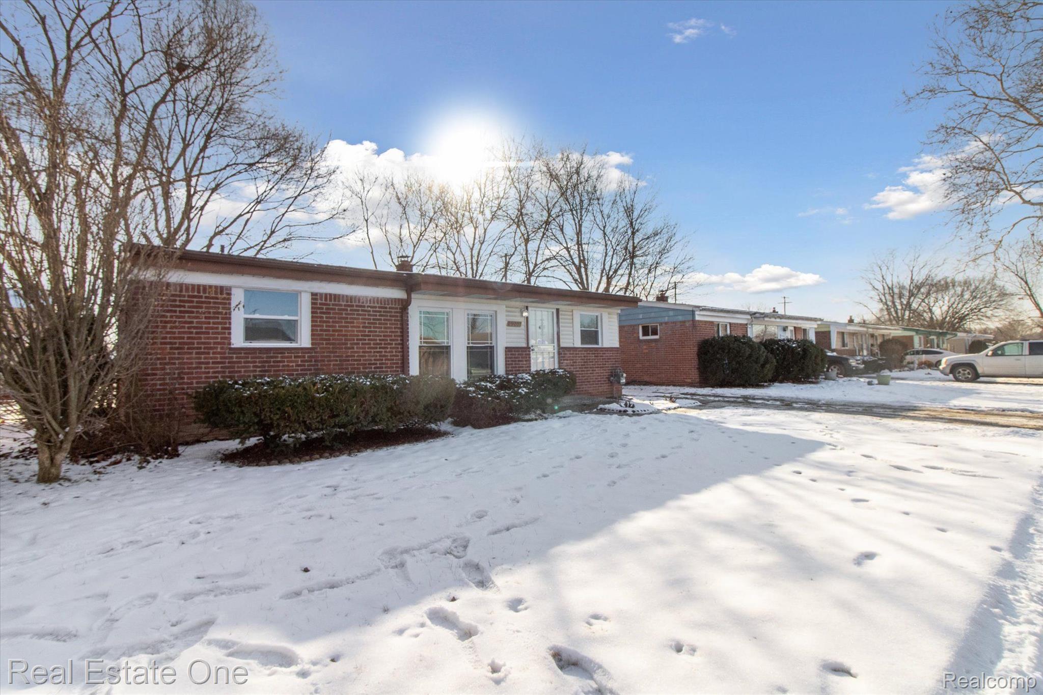 29207 York Street Inkster, MI 48141 - Photo 38 of 57 Gallery Image 38