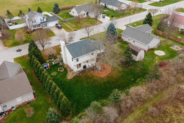 $374,900 | 275 Dean Road, Belgium, WI 53004