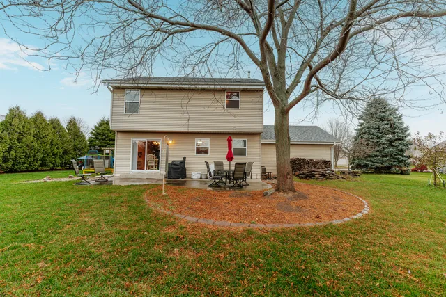 $374,900 | 275 Dean Road, Belgium, WI 53004