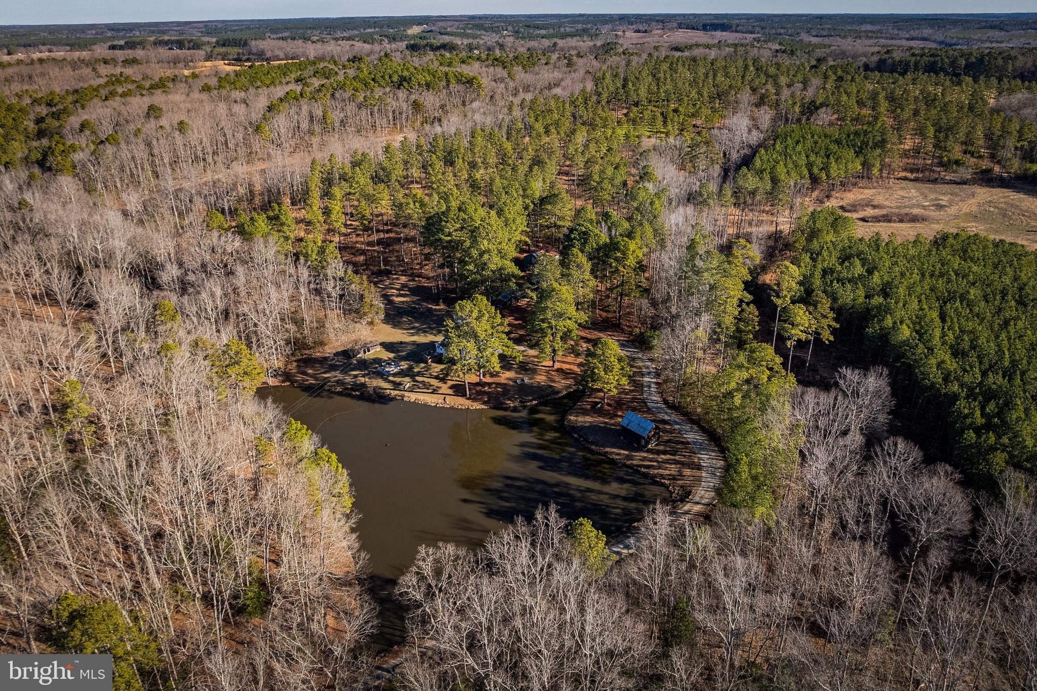 1052 South Hill Road Brodnax, VA 23920 - Photo 3 of 100