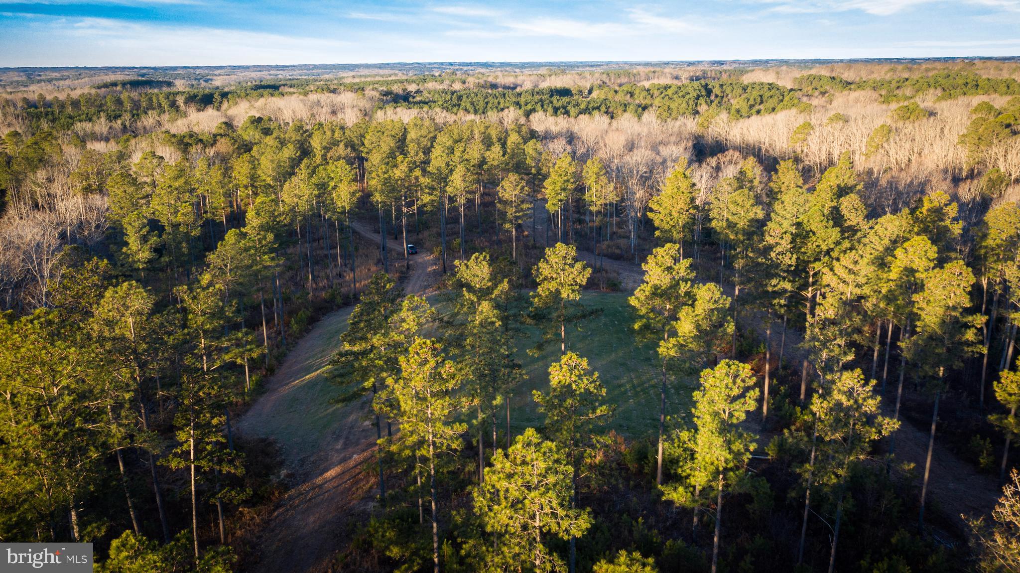 1052 South Hill Road Brodnax, VA 23920 - Photo 6 of 100 a view of a city and an ocean view
