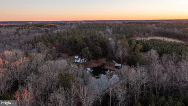 $999,000 | 1052 South Hill Road, Brodnax, VA 23920
