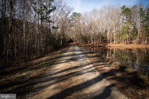 $999,000 | 1052 South Hill Road, Brodnax, VA 23920