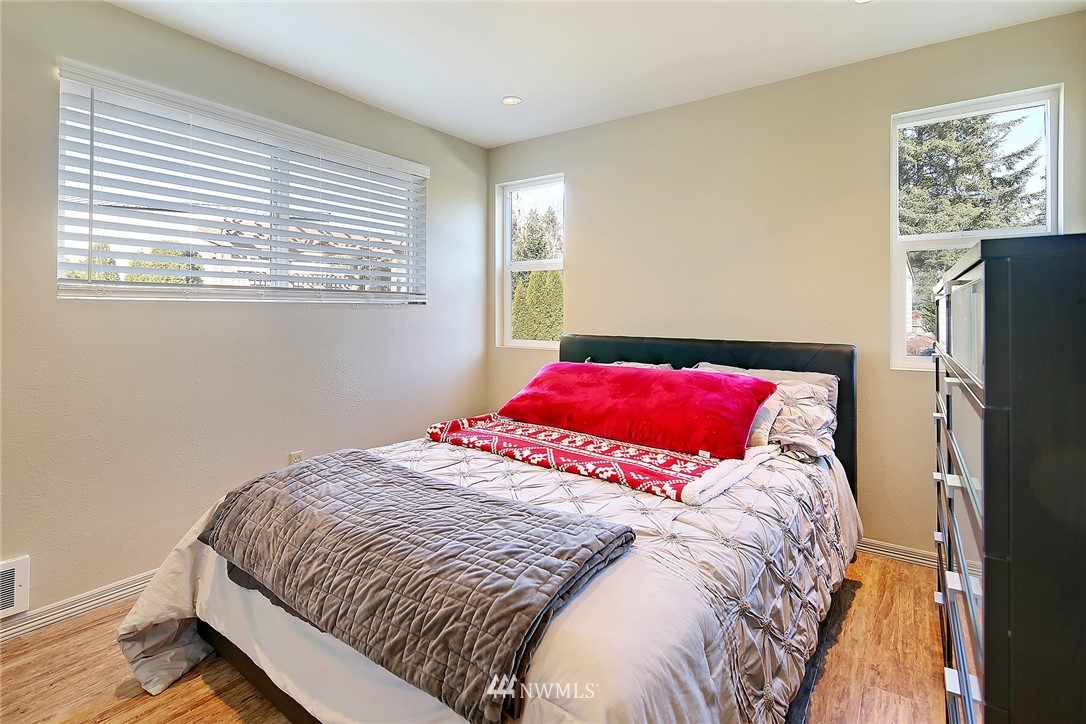 3219 193rd Place Southeast Bothell, WA 98012 - Photo 11 of 19