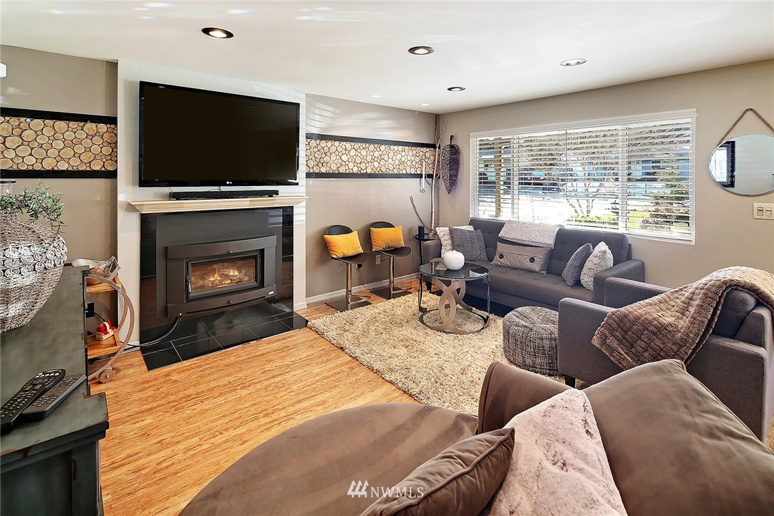 3219 193rd Place Southeast Bothell, WA 98012 - Photo 3 of 19