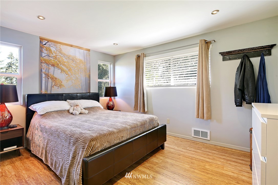 3219 193rd Place Southeast Bothell, WA 98012 - Photo 10 of 19