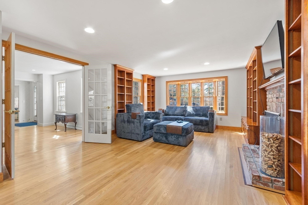 96 Mossman Road Sudbury, MA 01776 - Photo 21 of 42