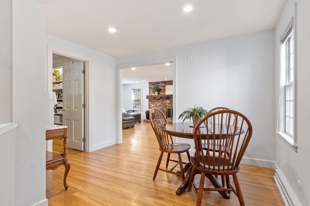 96 Mossman Road Sudbury, MA 01776 - Photo 8 of 42