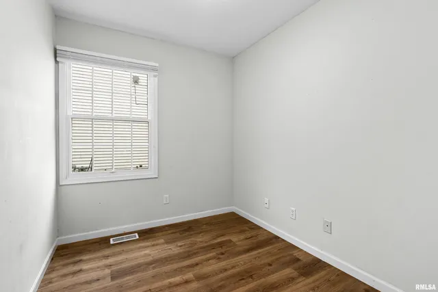 $293,500 | 2407 West Miners Drive, Dunlap, IL 61525