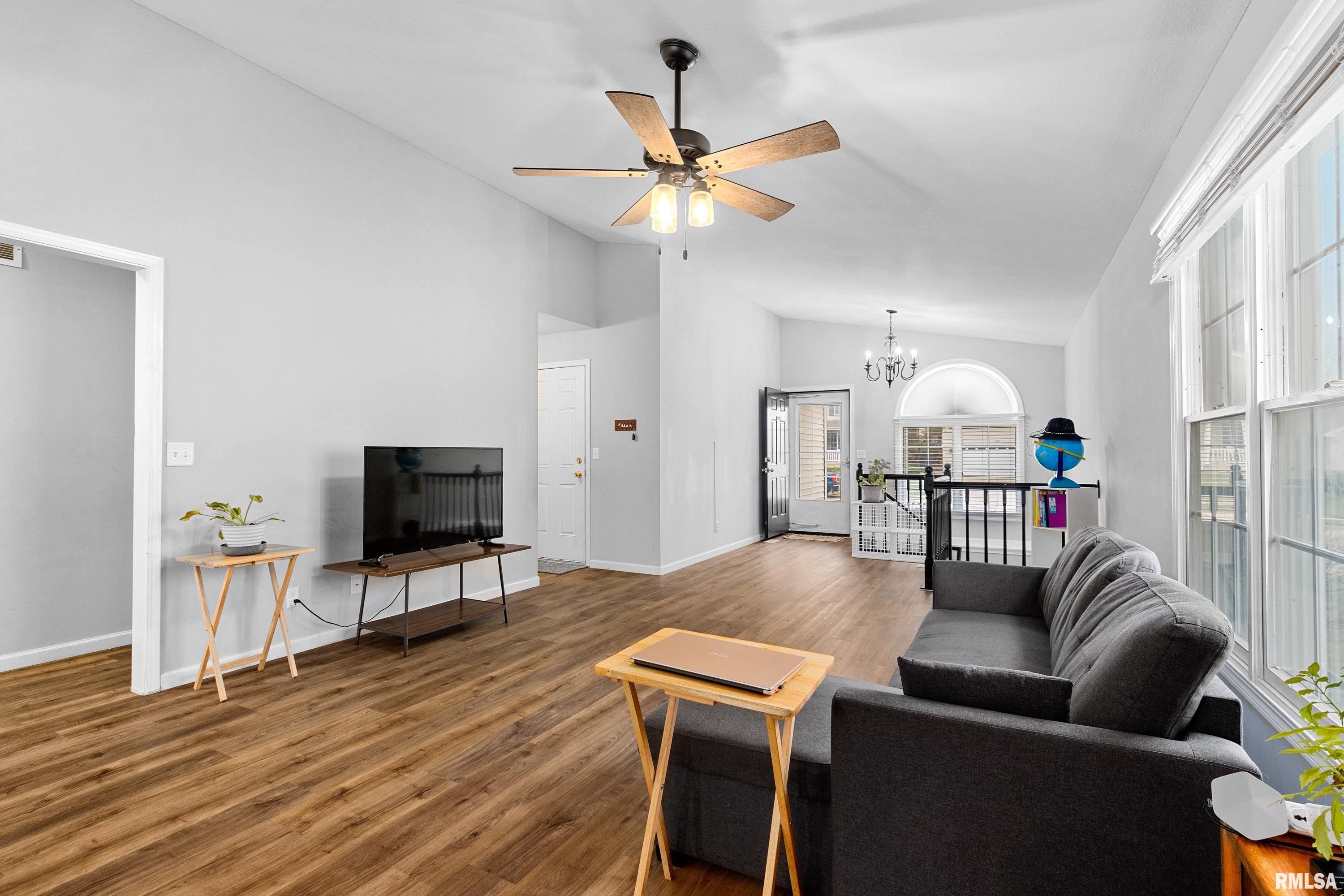 2407 West Miners Drive Dunlap, IL 61525 - Photo 7 of 43