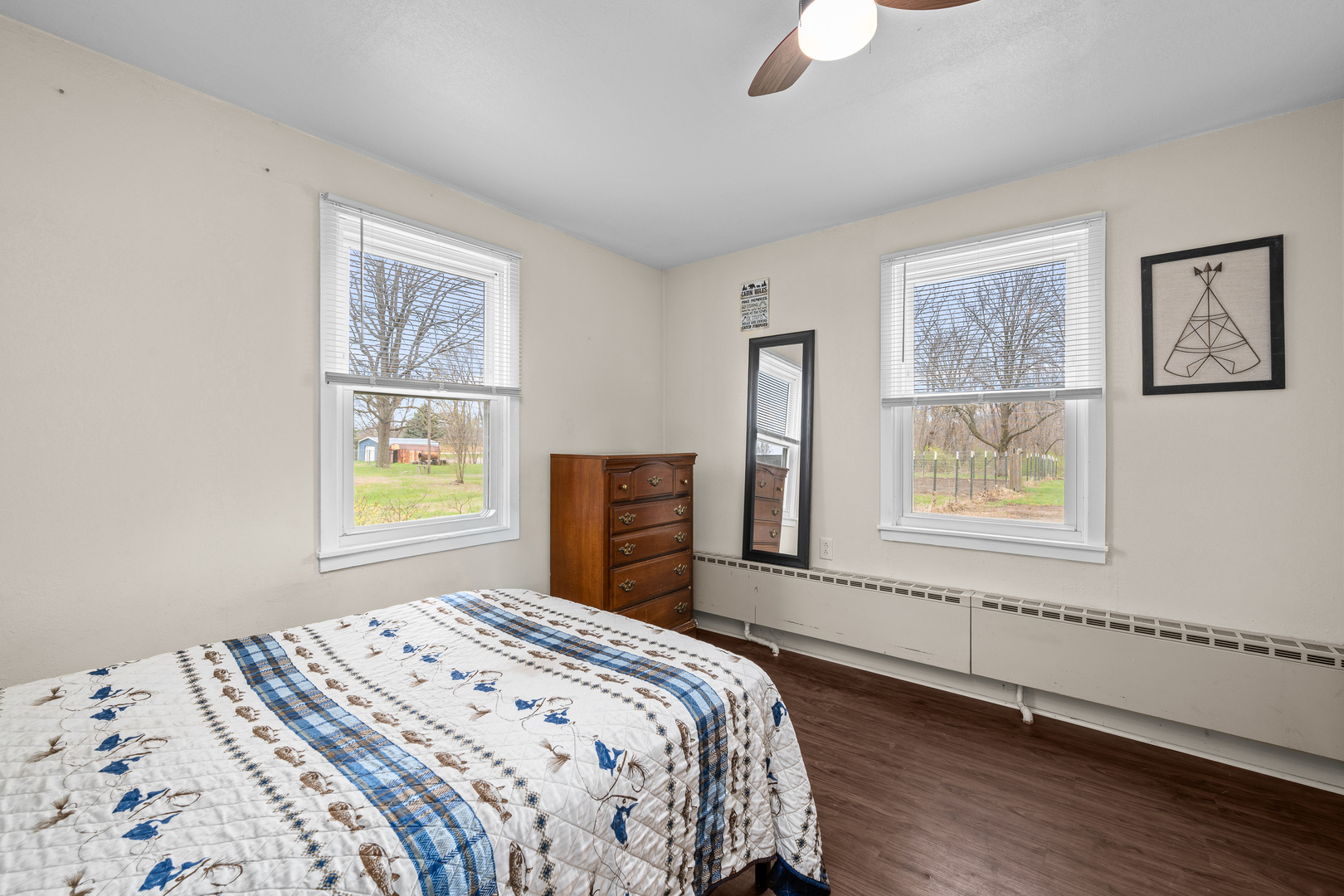 4101 5th Avenue East Moline, IL 61244 - Photo 18 of 36 a bedroom with a bed and a window