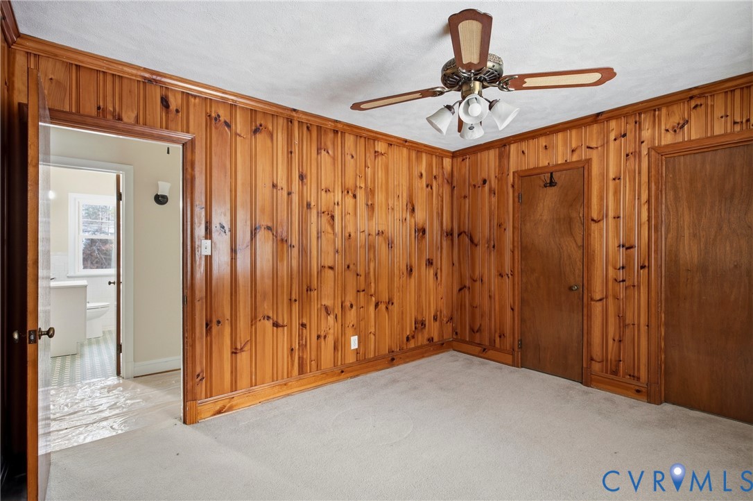 3225 Lakewood Road Glen Allen, VA 23060 - Photo 17 of 43 a very nice looking room with a chandelier