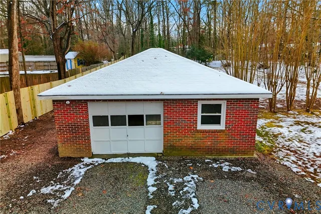 $359,500 | 3225 Lakewood Road, Glen Allen, VA 23060
