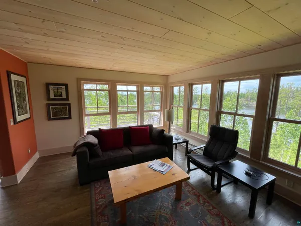 $595,000 | 15 Blankenburg Lane, Grand Marais, MN 55604