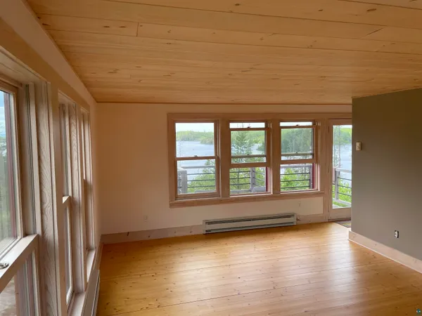 $595,000 | 15 Blankenburg Lane, Grand Marais, MN 55604