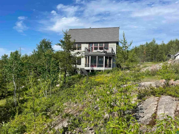 $595,000 | 15 Blankenburg Lane, Grand Marais, MN 55604