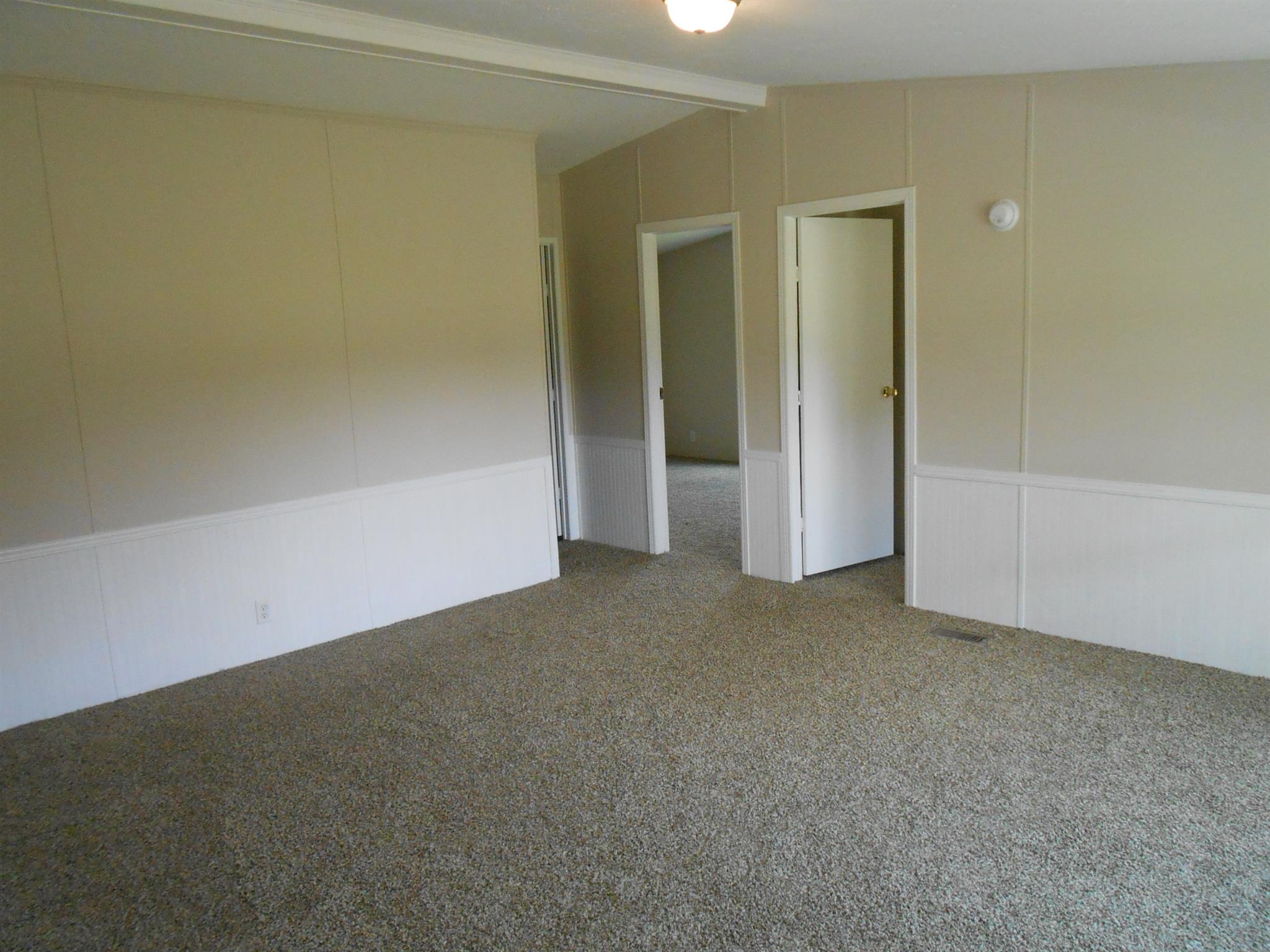 1225 Mt Vernon Road Bethpage, TN 37022 - Photo 6 of 15 an empty room with closet area