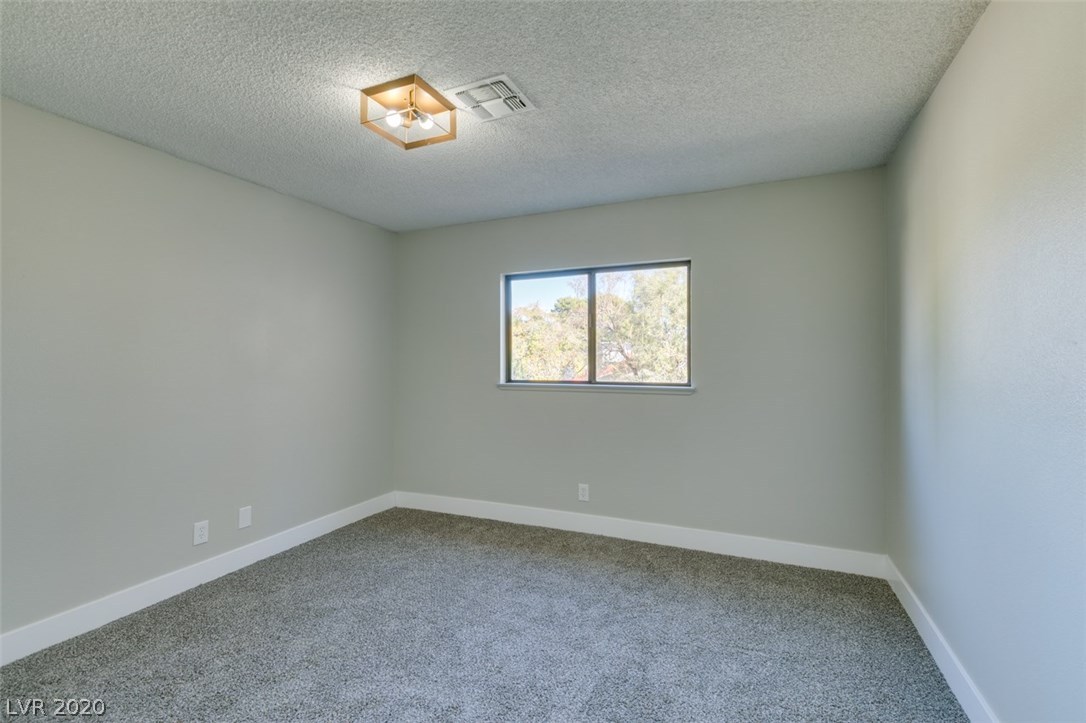 6652 Vigo Road Las Vegas, NV 89146 - Photo 35 of 49 Gallery Image 35