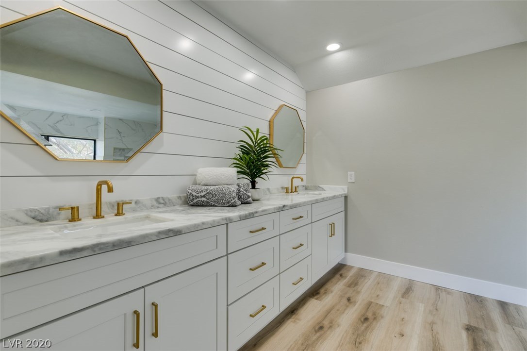 6652 Vigo Road Las Vegas, NV 89146 - Photo 42 of 49 Gallery Image 42