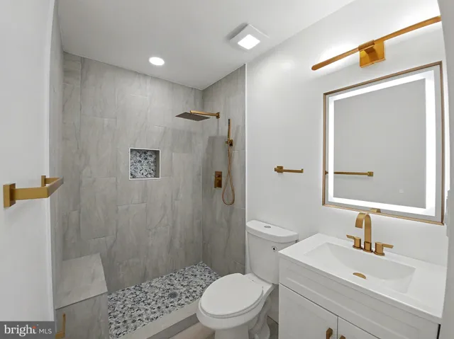 $475,000 | 8500 Hawk Run Terrace, Montgomery Village, MD 20886