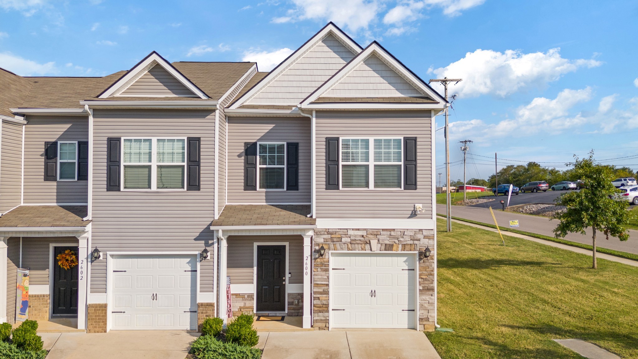 2600 Sherman Way Columbia, TN 38401 - Photo 2 of 15 a front view of a house with garden