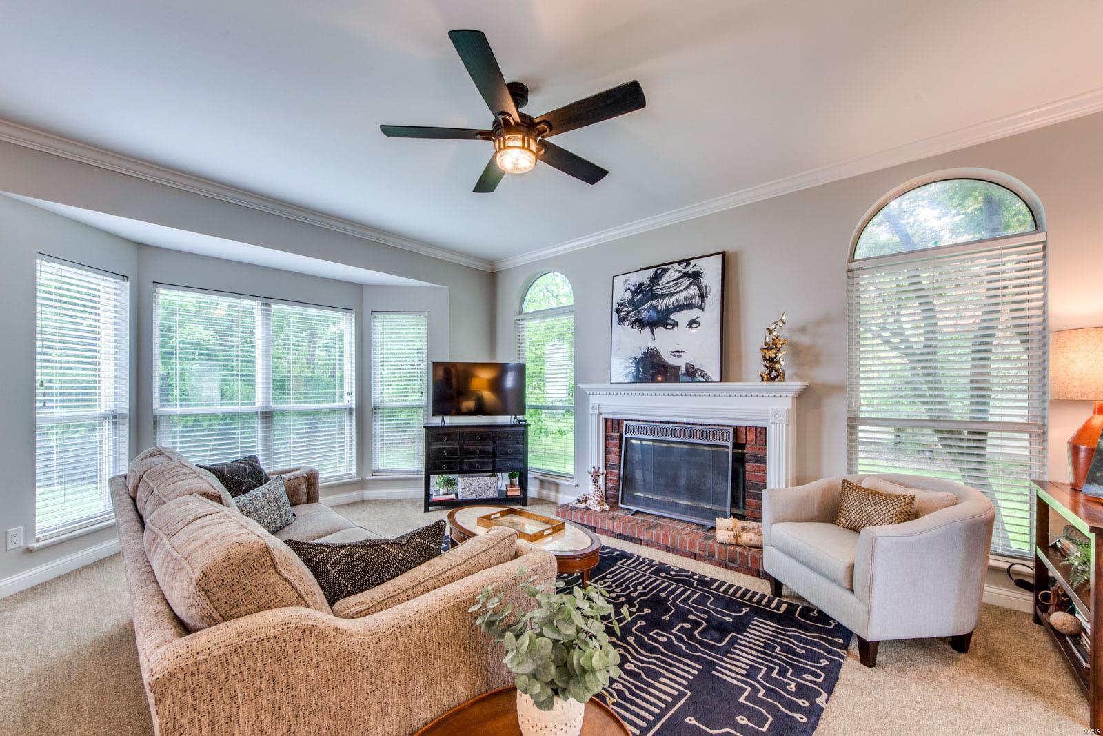 356 Arbor Glen Drive Ballwin, MO 63021 - Photo 8 of 53
