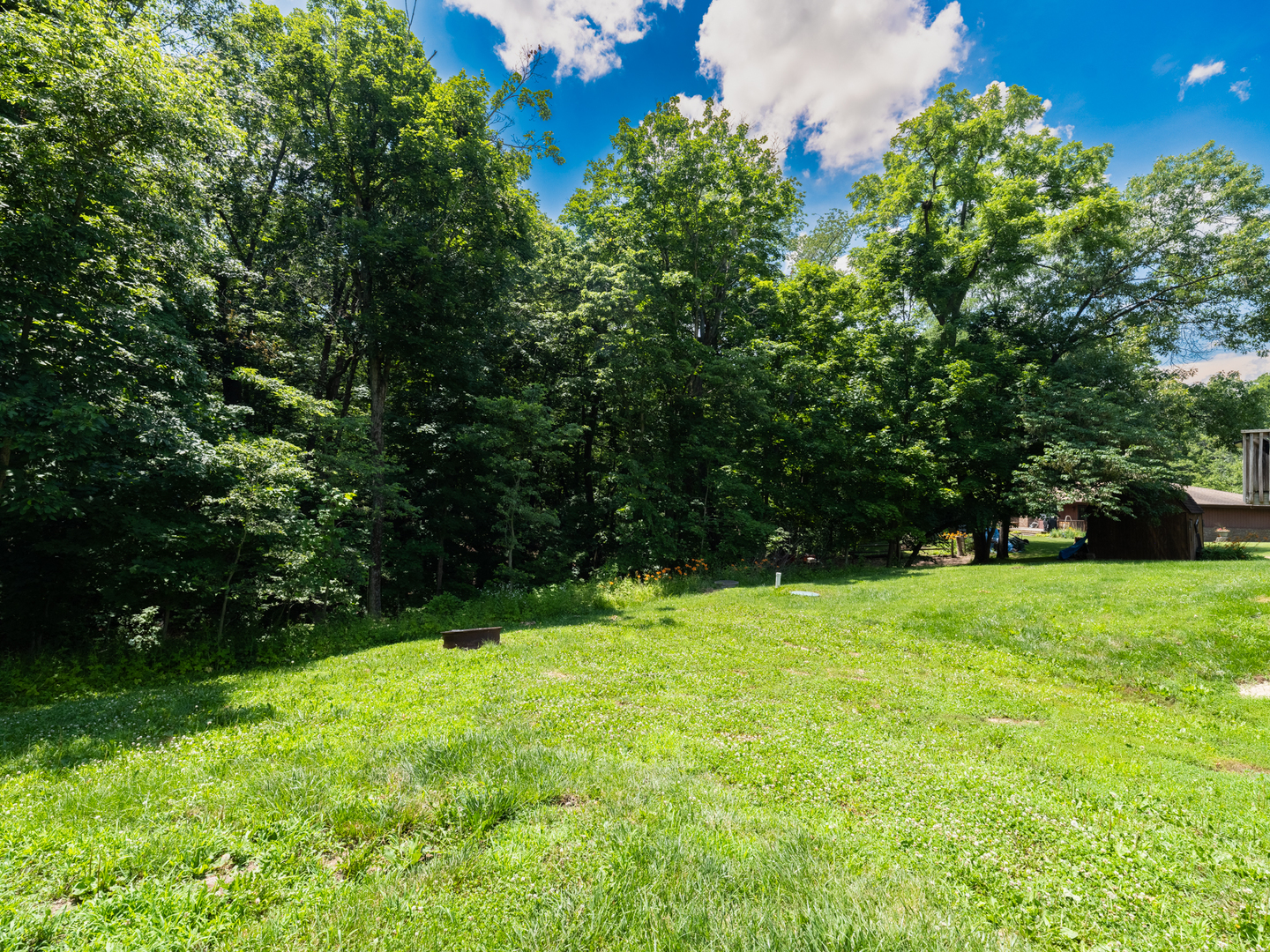 25 Greenbriar Road Mackinaw, IL 61755 - Photo 48 of 51 a view of an outdoor space and a yard