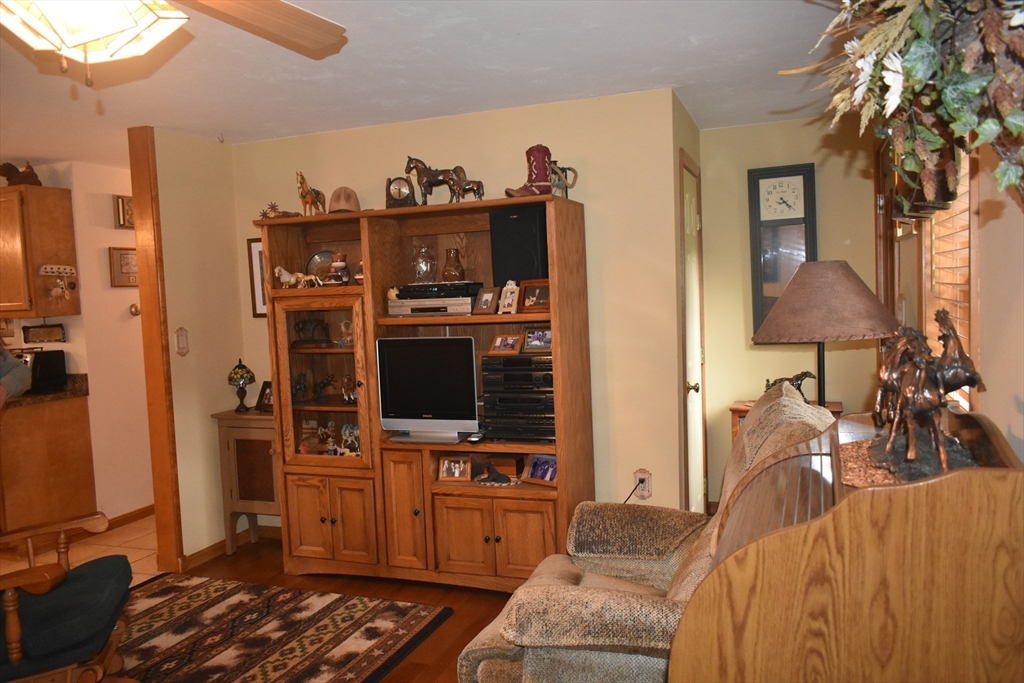 26 Mill Road North Brookfield, MA 01535 - Photo 10 of 21