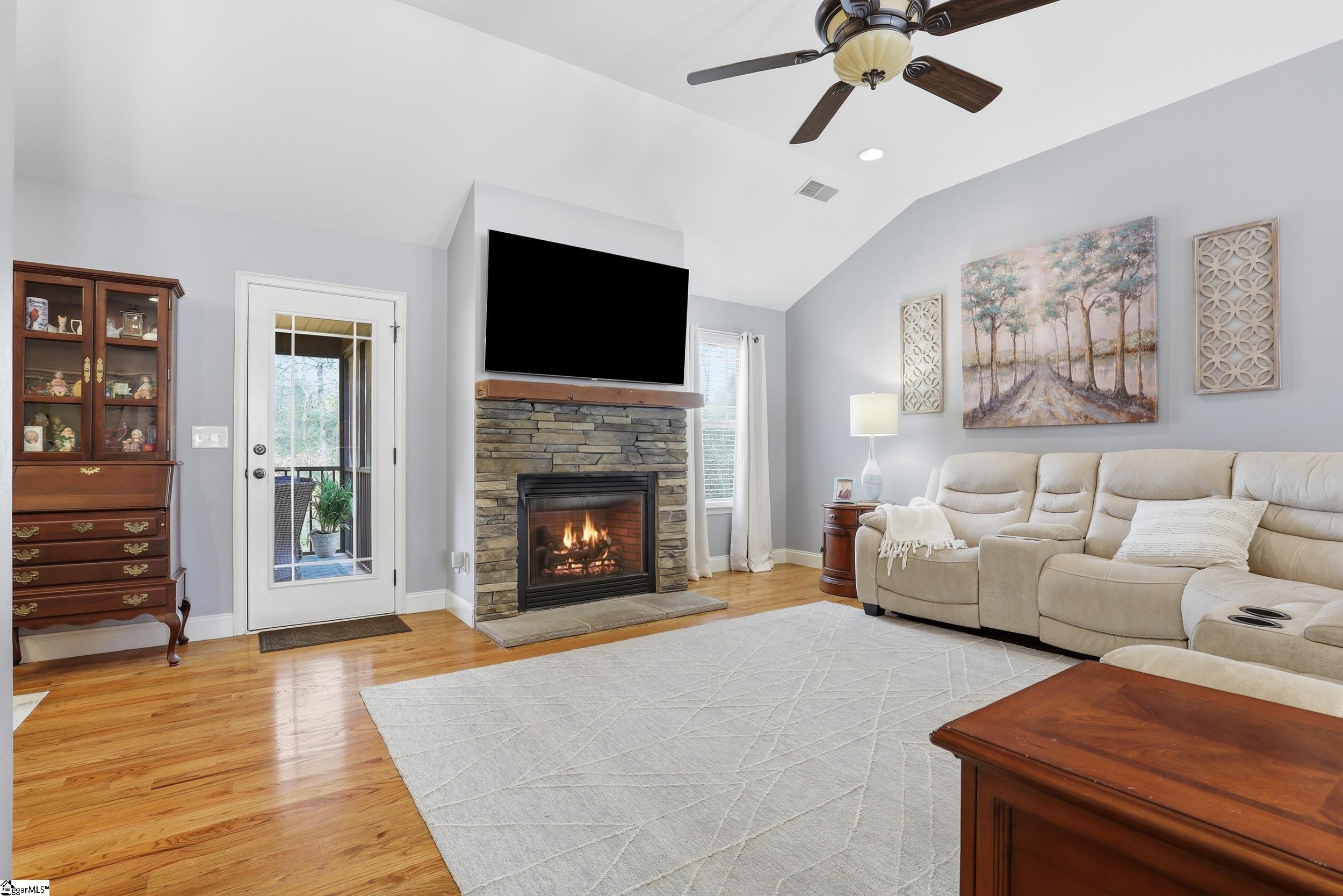 129 Waterstone Drive Easley, SC 29640 - Photo 8 of 31
