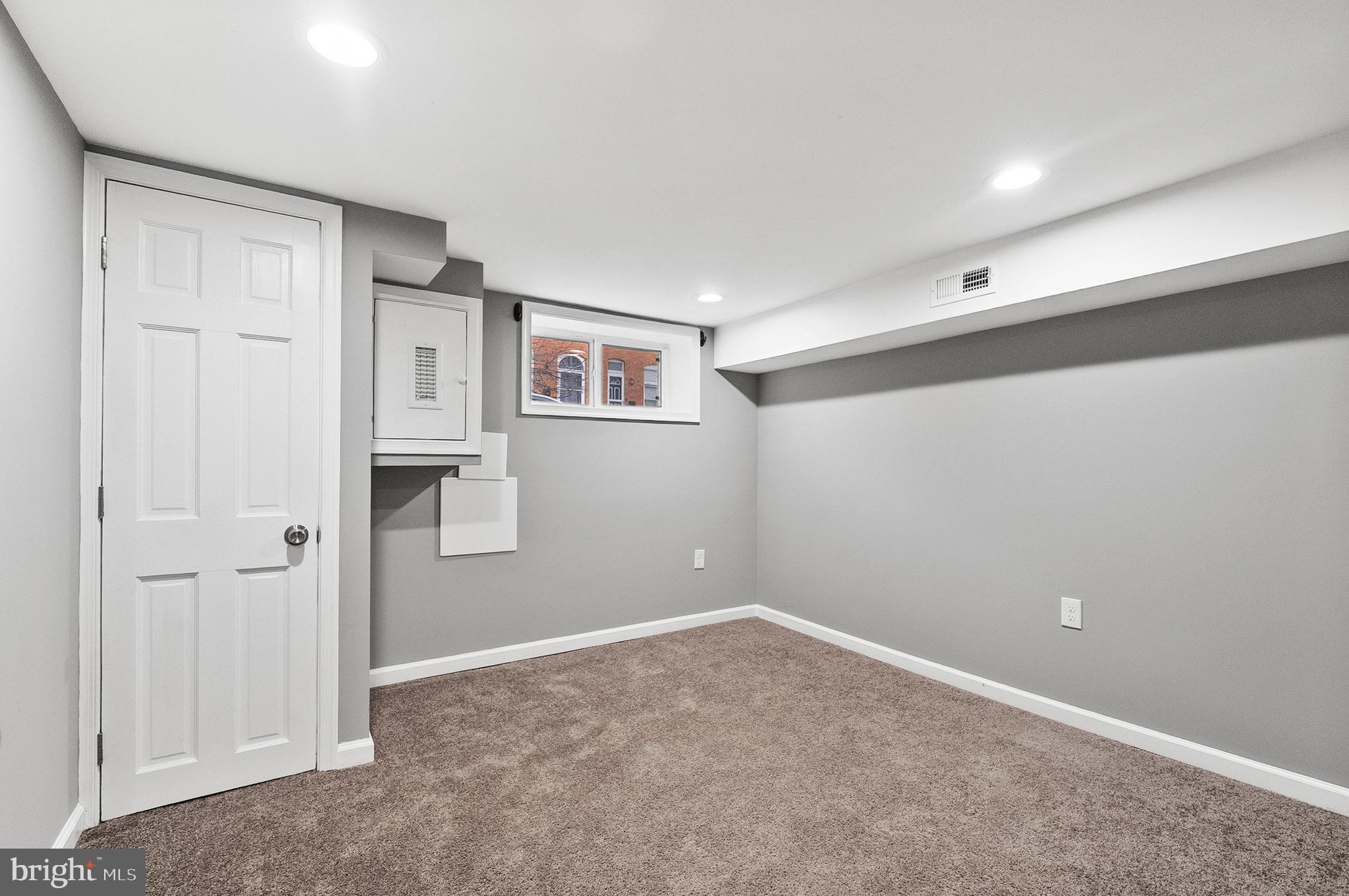 632 South Macon Street Baltimore, MD 21224 - Photo 16 of 20 a view of an empty room