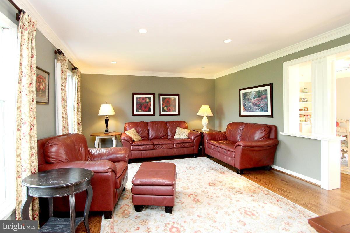4595 Ridge Road Mount Airy, MD 21771 - Photo 5 of 30 Family Room