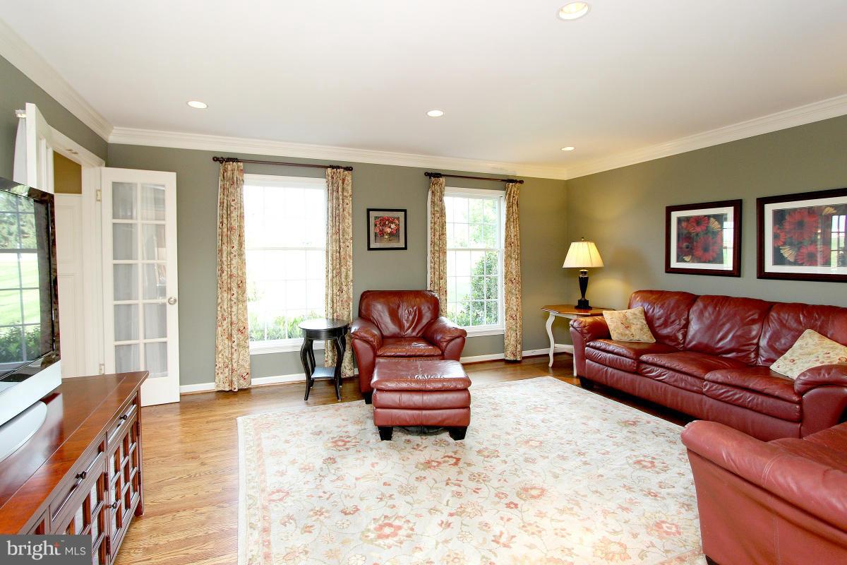 4595 Ridge Road Mount Airy, MD 21771 - Photo 6 of 30 Family Room