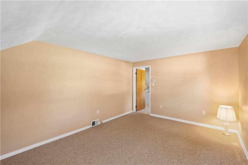 159 North Jamestown Road Coraopolis, PA 15108 - Photo 17 of 25 Gallery Image 17