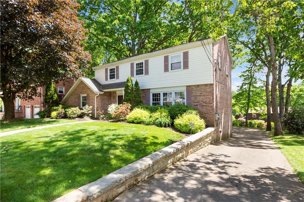 159 North Jamestown Road Coraopolis, PA 15108 - Photo 2 of 25 Gallery Image 2