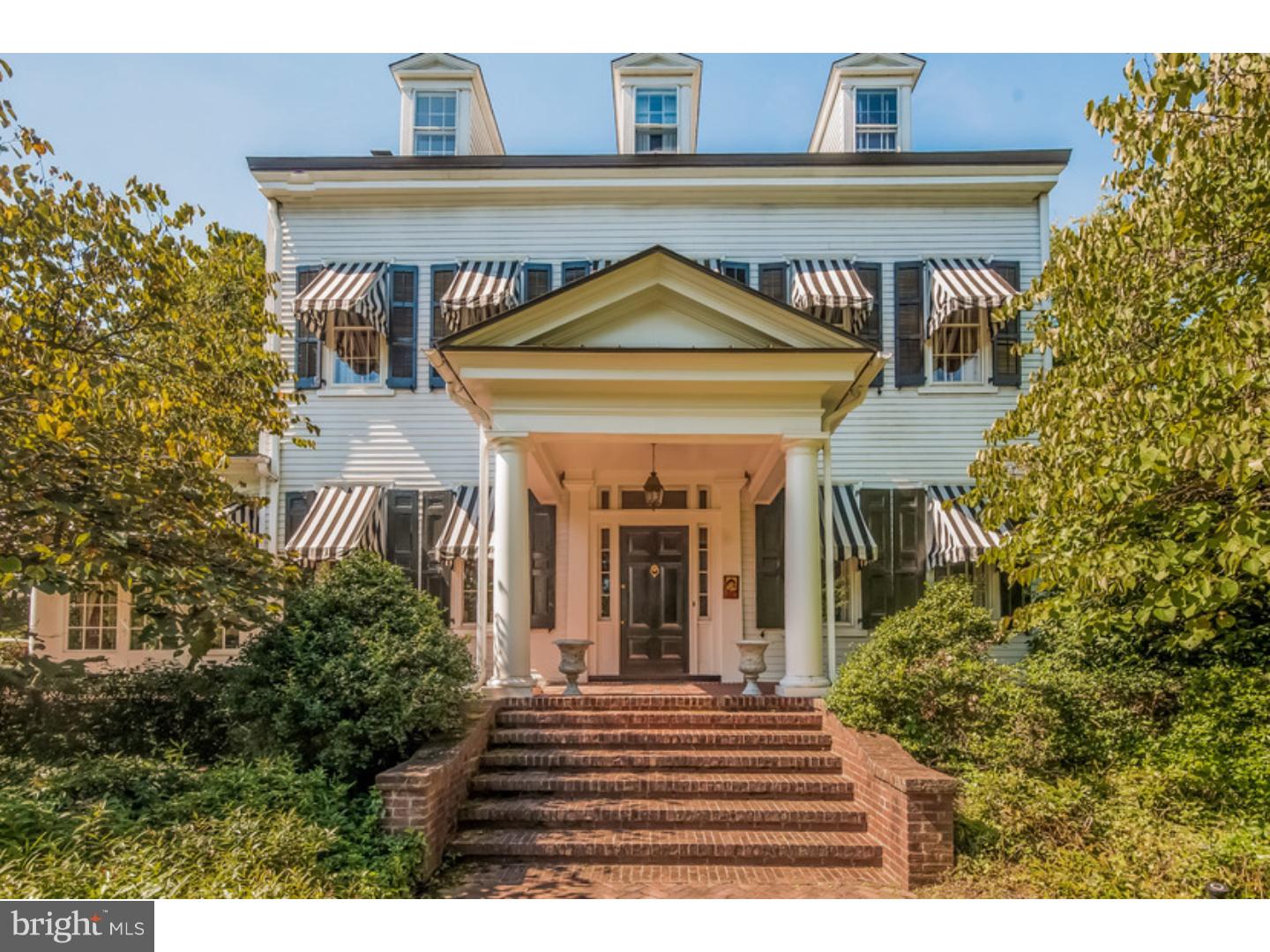 614 Warwick Road Barrington, NJ 08033 - Photo 1 of 25