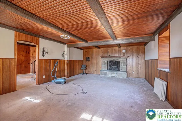 $2,000 | 621 Nursery Road, Kempton, PA 19529