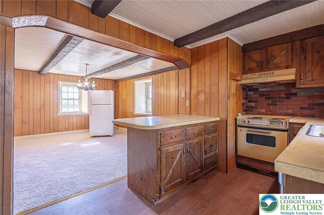 $2,000 | 621 Nursery Road, Kempton, PA 19529