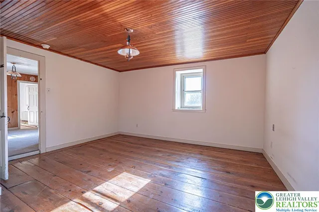 $2,000 | 621 Nursery Road, Kempton, PA 19529