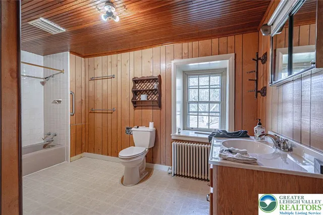 $2,000 | 621 Nursery Road, Kempton, PA 19529