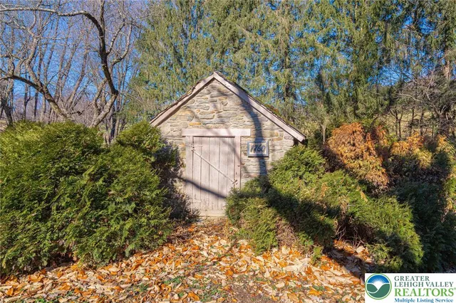 $2,000 | 621 Nursery Road, Kempton, PA 19529