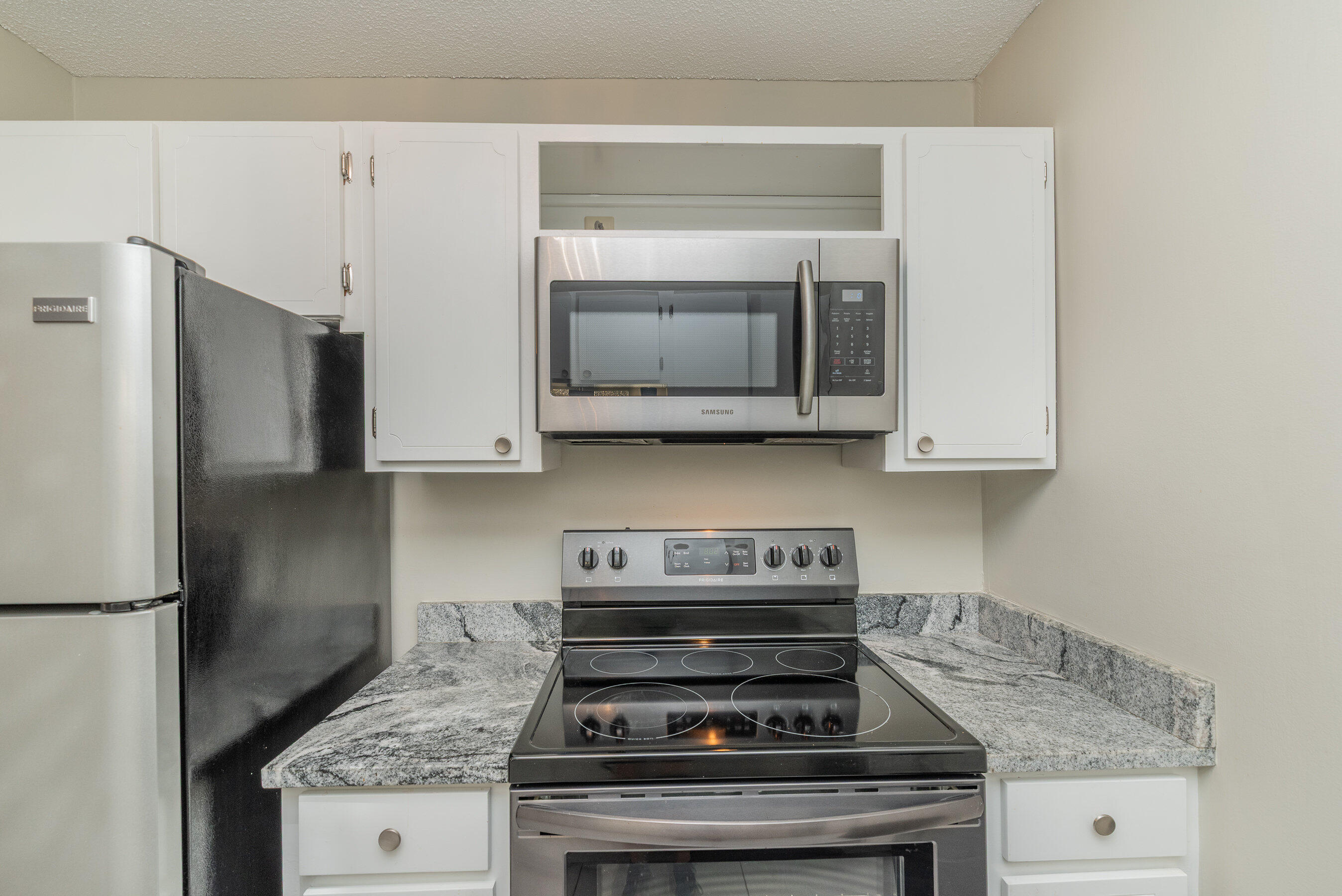 321 Laurens Street Southwest, Unit B3 Aiken, SC 29801 - Photo 13 of 25