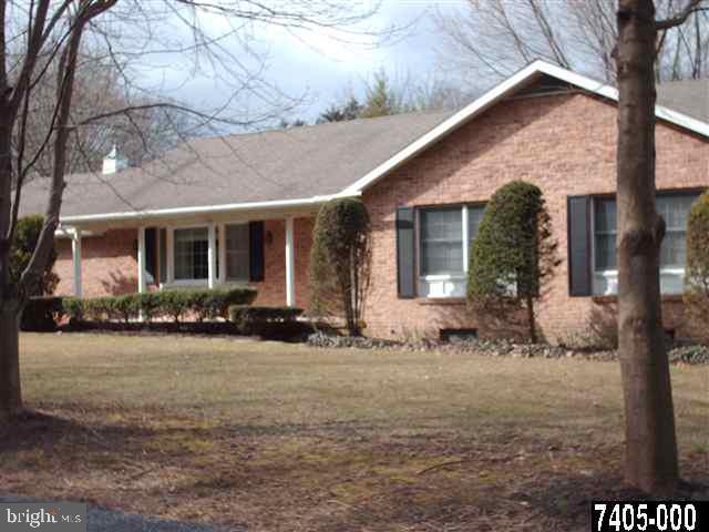 1730 Valley Road York, PA 17403 - Photo 2 of 15 Gallery Image 2