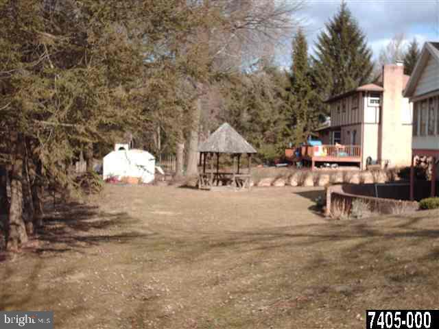 1730 Valley Road York, PA 17403 - Photo 4 of 15 Gallery Image 4