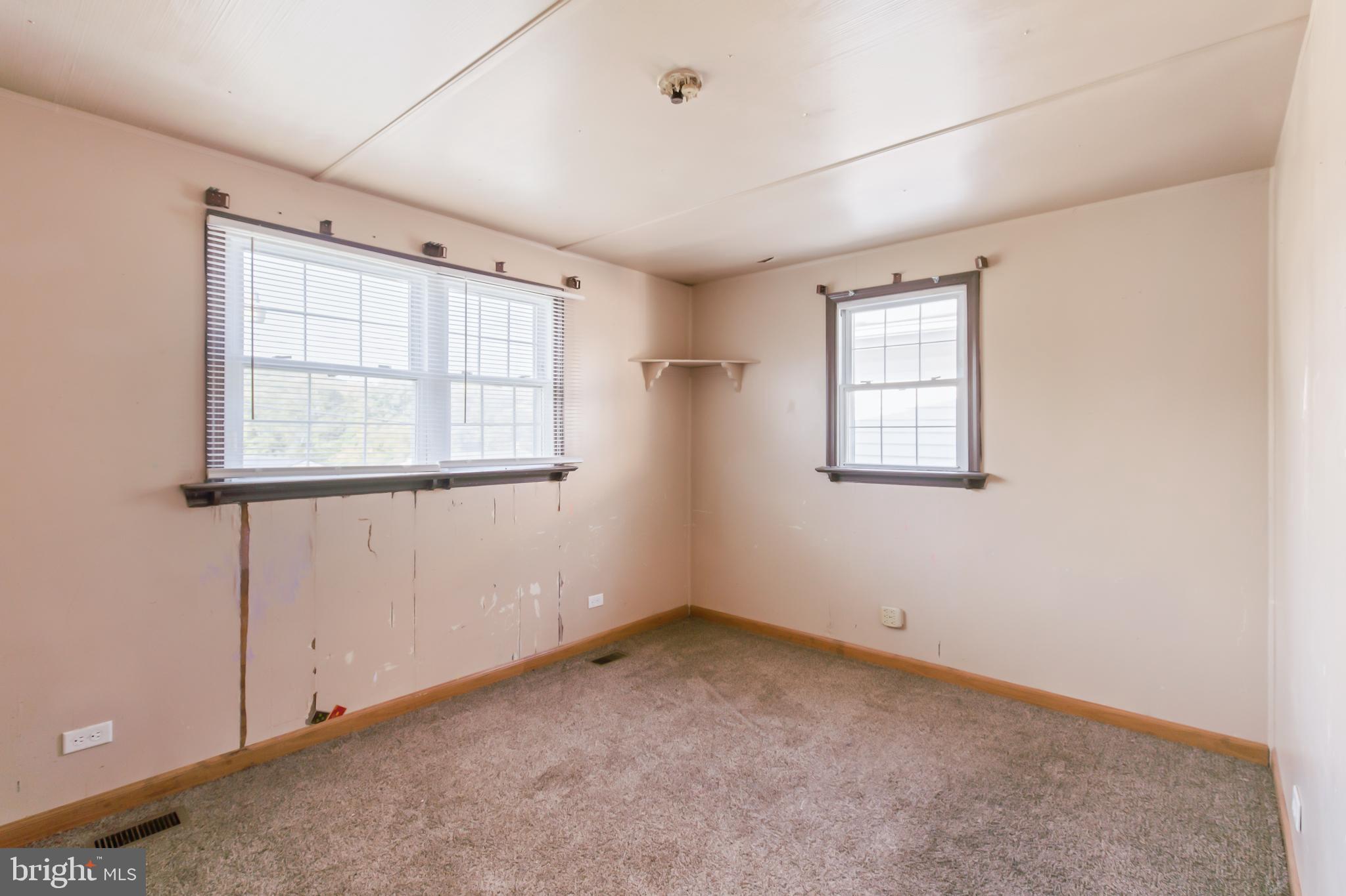 305 Hollow Road New Providence, PA 17560 - Photo 14 of 40